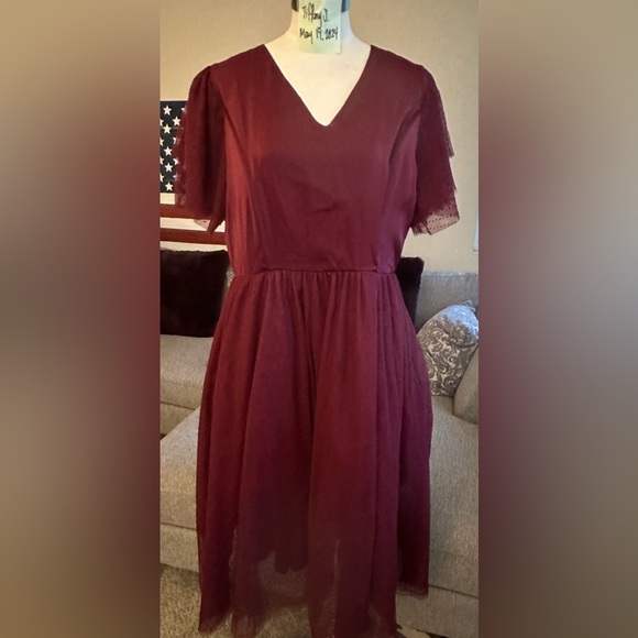 Ivy City Co EEUC Party Dress in Wine - size XL - Picture 2 of 4